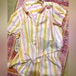 Old Navy pink stripe pajama short set